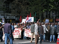  On the way to the mairie of the 18th, we were blocked by a large parade in favor of people without papers.